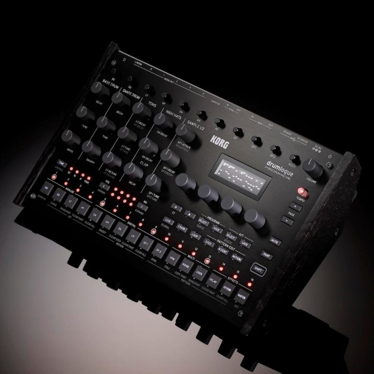 Korg-Drumlogue-Hybrid-Drum-Machine_1