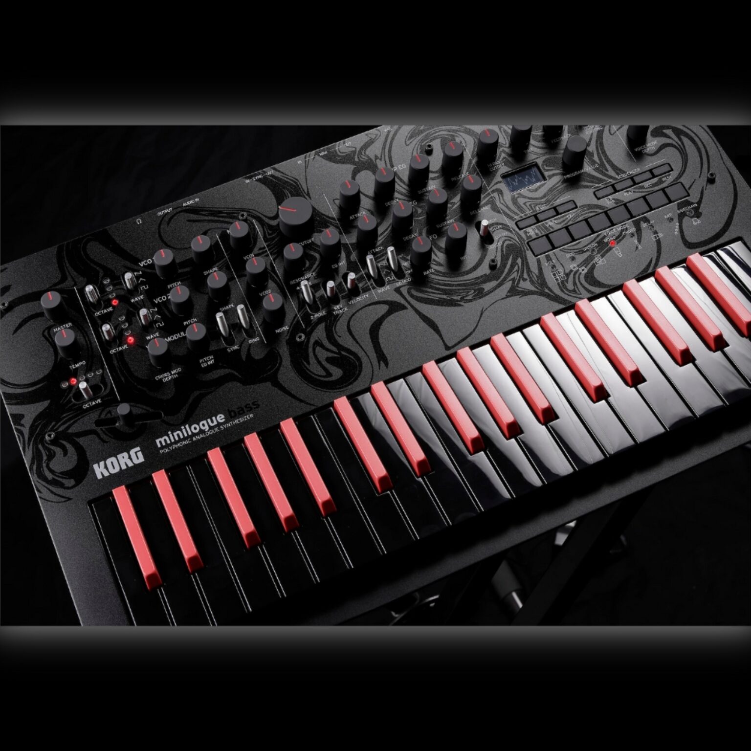 Korg-Minilogue-Bass-Limited-Edition-Polyphonic-Analogue-Synthesizer_8