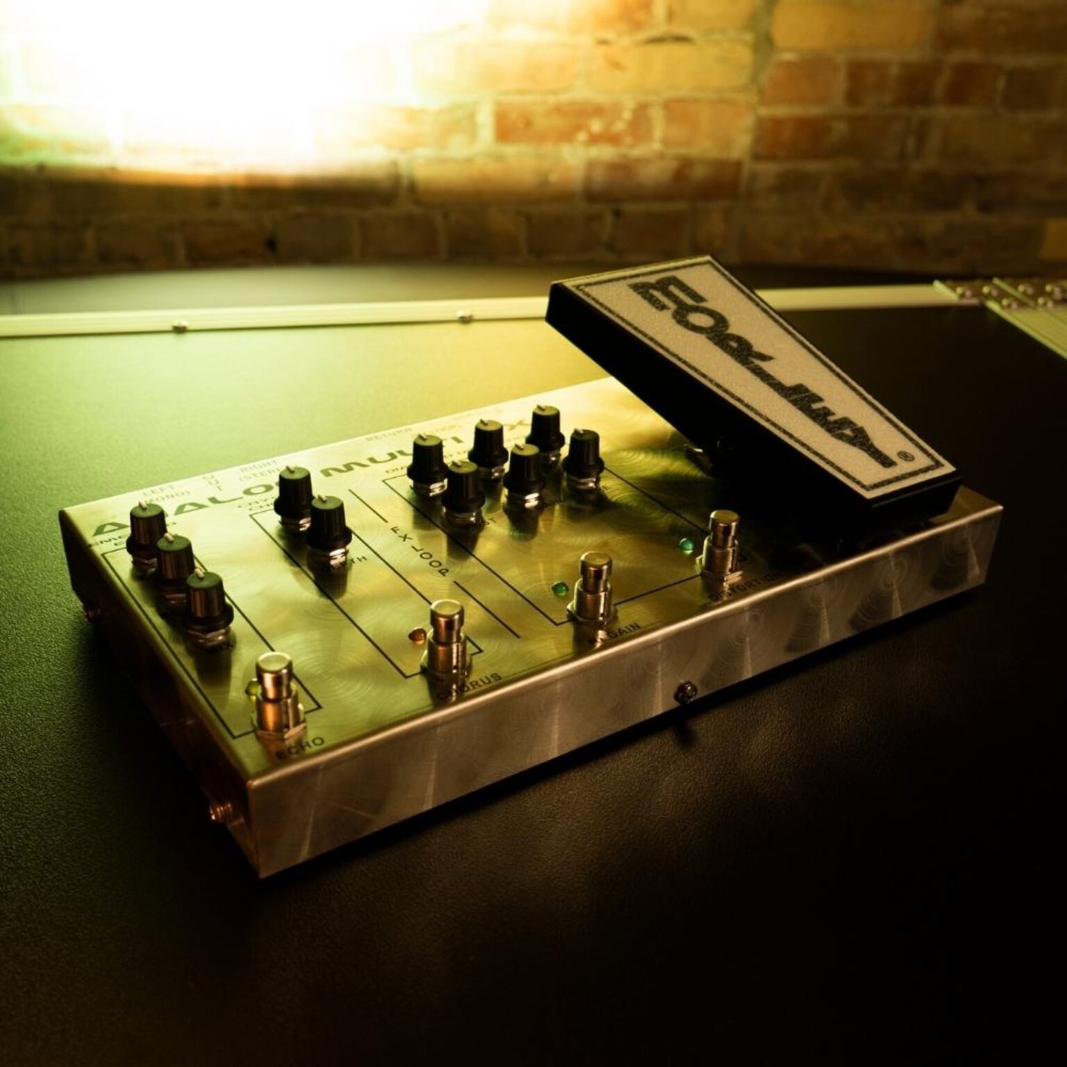 MORLEY-Analog-Multi-FX-AFX-1-Analog-Multi-Effects-Pedal_9