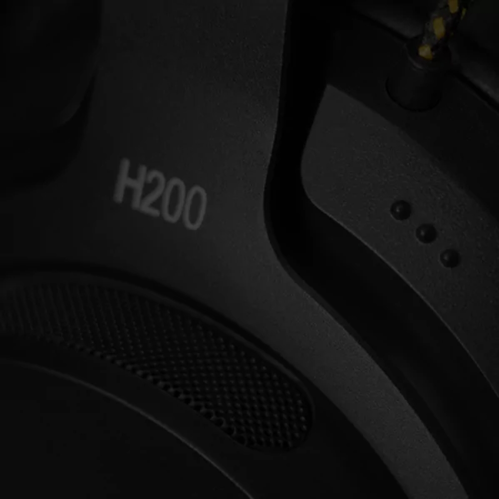 ADAM_Audio_H200_-_Closed-Back_Studio_Headphones_-_10