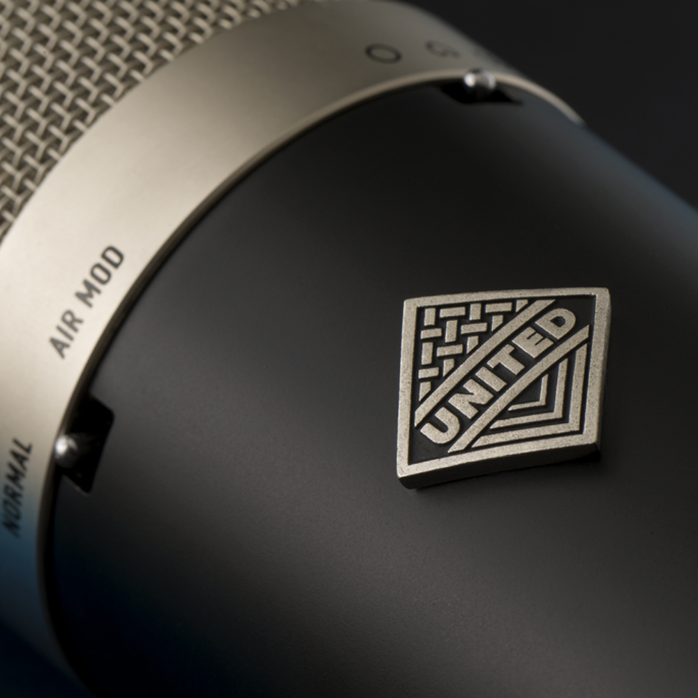 United_Studio_Technologies_UT_Tube67_-_Large_Diaphragm_Tube_Condenser_Microphone_6