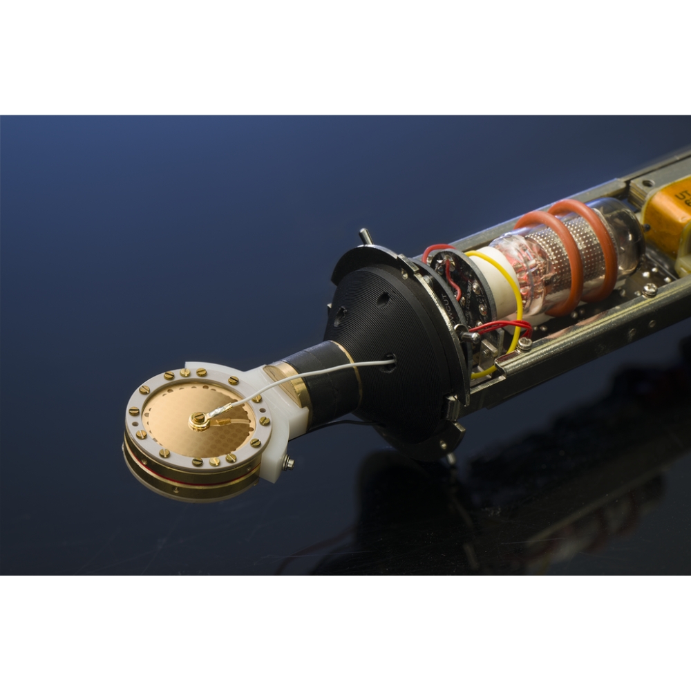 United_Studio_Technologies_UT_Tube67_-_Large_Diaphragm_Tube_Condenser_Microphone_8