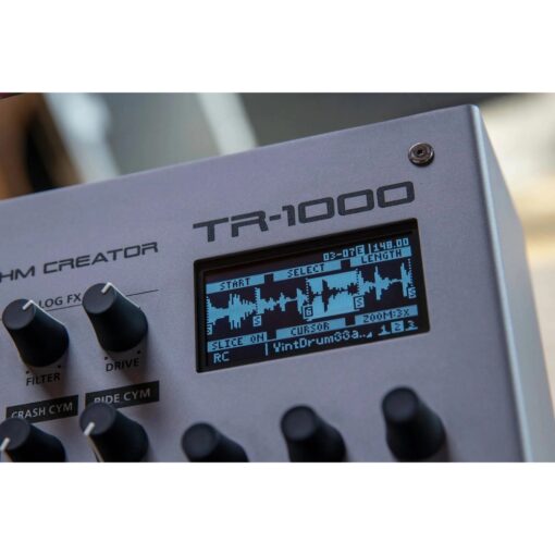 Roland _TR-1000_Rhythm_Creator_-_Analog_Drum_Machine_-_6_Display_Screen_Closeup_2_with_Knobs
