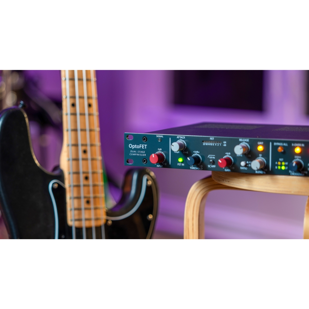 Rupert_Neve_Designs_OptoFET_-_Dual_Stage_Analog_Compressor_-_8_-_Lifestyle_1_-_Bass_1