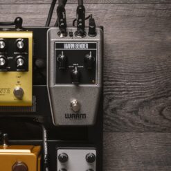 Warm_Audio_Warm_Bender_-_Selectable_3-Circuit_Tone_Bender-Style_Fuzz_Pedal_-_6_Lifestyle_3