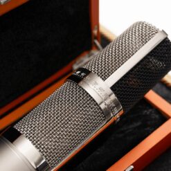Warm_Audio_WA-CX24_-_Large_Diaphragm_Stereo_Tube_Condenser_Microphone_-_9_Lifestyle_-_1