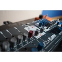 Heritage_Audio_MIX_BUDDY_-_Dedicated_JFET_Instrument_Mixer_with_Built-In_Mic_Preamp_Channel_-_11_Lifestyle_6