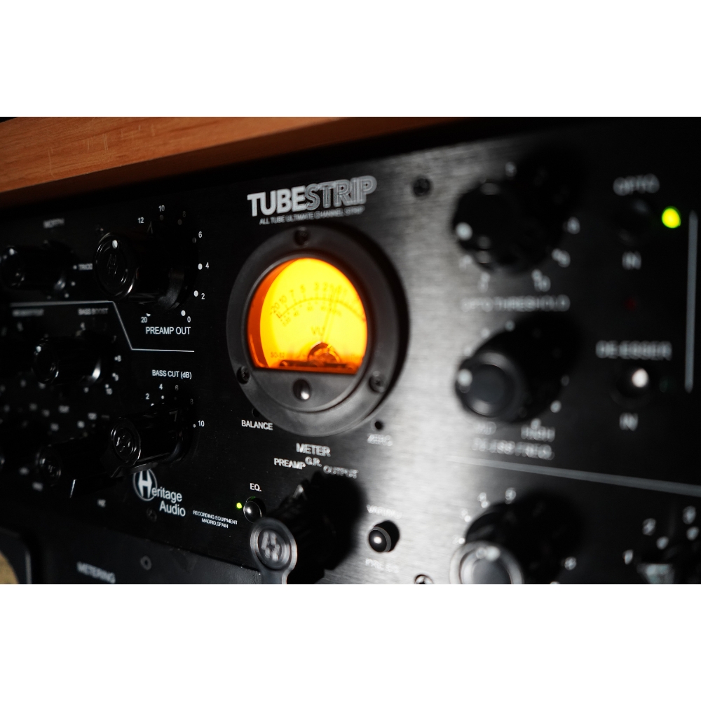 Heritage_Audio_TUBESTRIP_-_All_Tube_Ultimate_Channel_Strip_-_8_Lifestyle_4