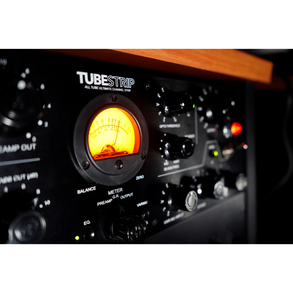 Heritage_Audio_TUBESTRIP_-_All_Tube_Ultimate_Channel_Strip_-_12_Lifestyle_8
