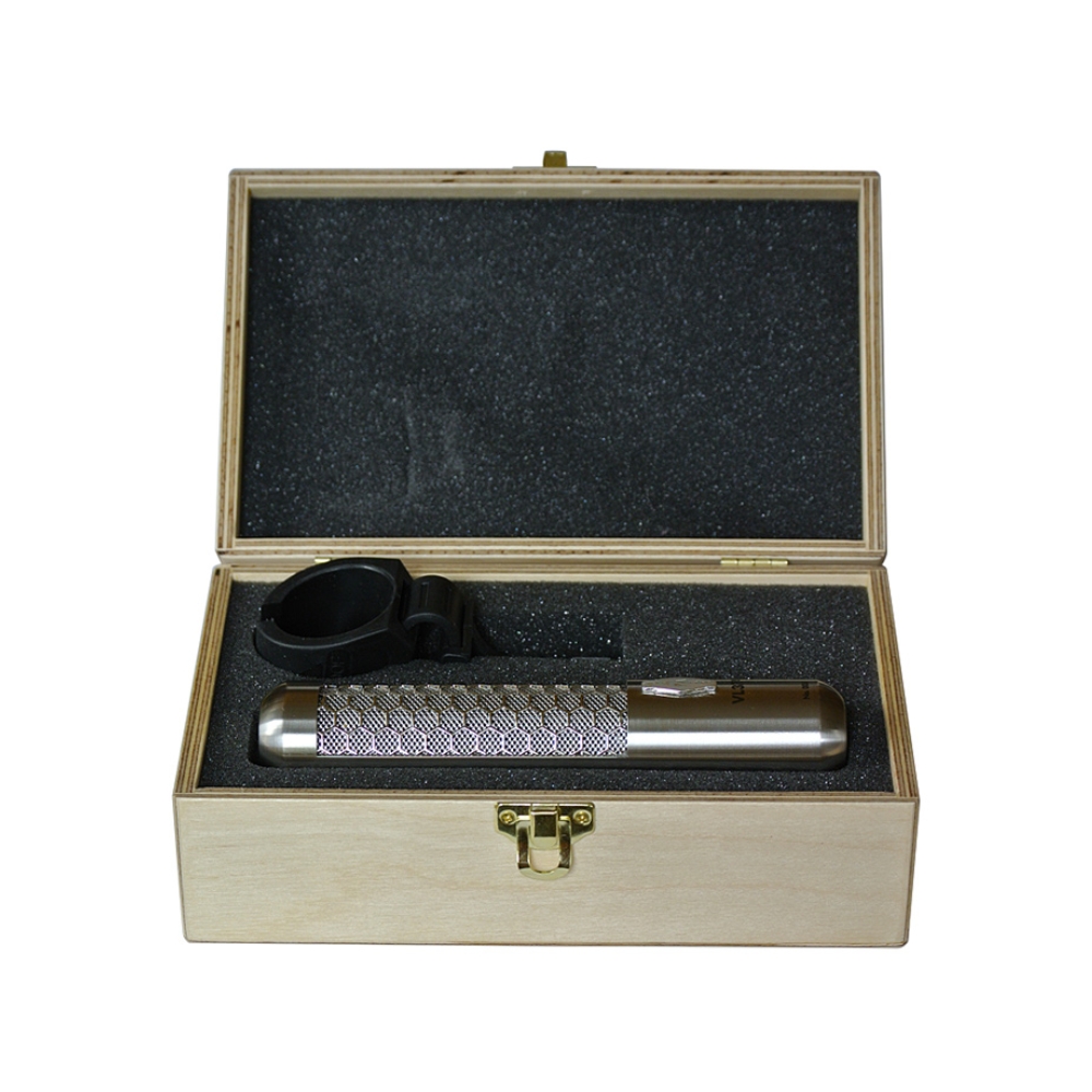 SAMAR_Audio_Design_VL37_-_Premium_Figure-8_Ribbon_Microphone_-_4_Protective_Wooden_Storage_Box