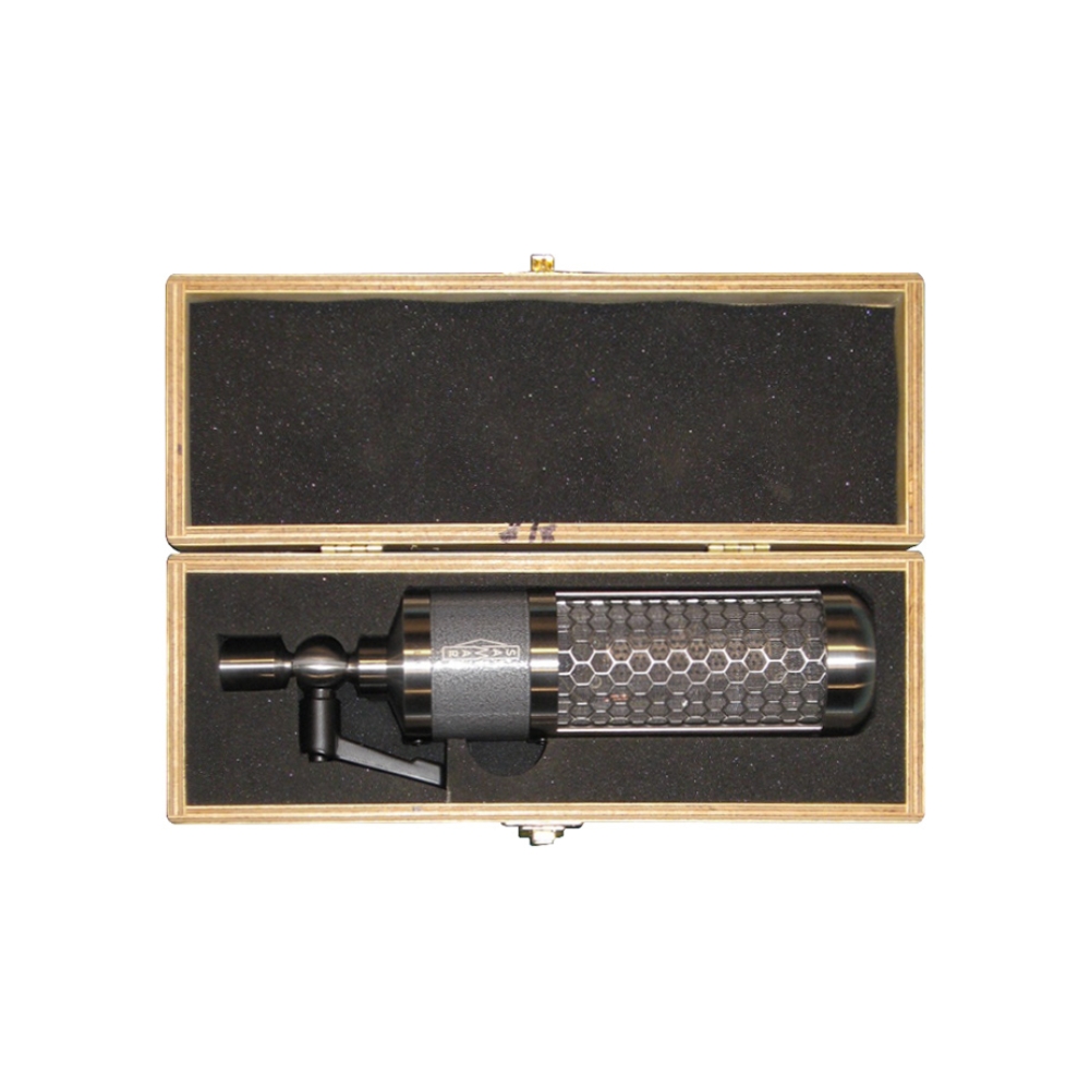 SAMAR_Audio_Design_AL39_-_Passive_Figure-8_Ribbon_Microphone_-_4_Protective_Wooden_Storage_Box