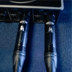 Cloud_Microphones_Cloudlifter_Mini_CL-25_-_Ultra-Compact_Mic_Activator_-_7_Lifestyle_3_Dual_Activators