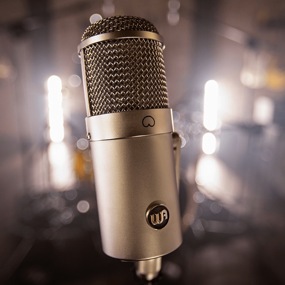 Warm_Audio_WA47F_-_Large-Diaphragm_FET_Transformer-Balanced_Studio_Condenser_Microphone_-_10_Lifestyle_4_Mic_Beauty_Shot