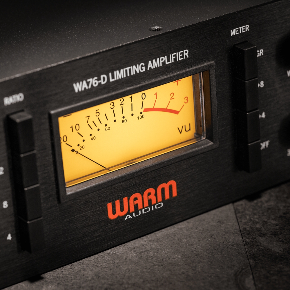 Warm_Audio_WA76-D_-_Single-Channel_Clean_Gain_Discrete_FET_Compressor_-_4_Lifestyle_1_Meter