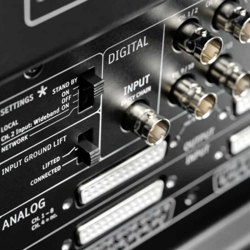 Neumann_KH_810_II_-_Subwoofer_with_DSP_and_Multichannel_Bass_Management_-_5_Rear_Left_Side_Zoomed_Details