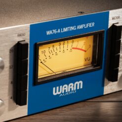 Warm_Audio_WA76-A_-_Single-Channel_Vintage-Voiced_Discreet_FET_Compressor_Blue_Stripe_-_5_Lifestyle_2_Amp