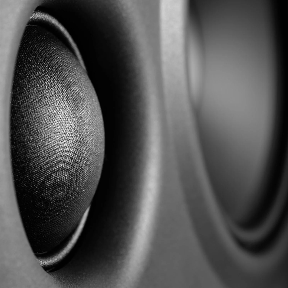 Neumann_KH_310_II_L_-_Three-Way_DSP-Powered_Nearfield_Monitor_LEFT_Single_Speaker_-_6_Front_Close-Up_2