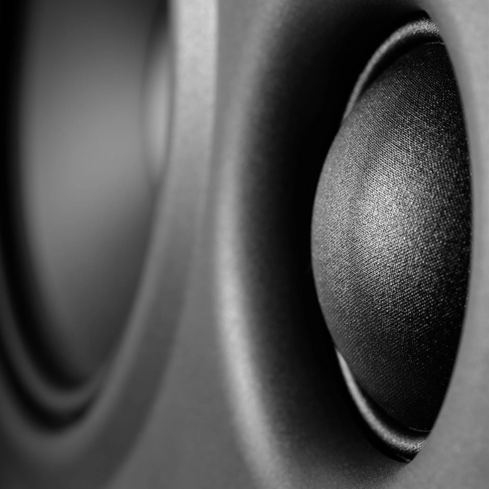 Neumann_KH_310_II_R_-_Three-Way_DSP-Powered_Nearfield_Monitor_RIGHT_Single_Speaker_-_6_Front_Close-Up_2