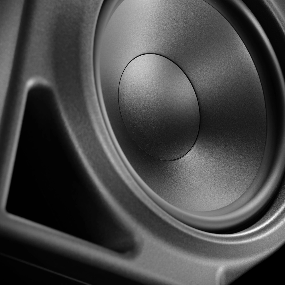 Neumann_KH_350_-_Three-Way_DSP-Powered_Midfield_Monitor_SINGLE_-_6_Front_Bottom_Close-Up