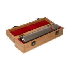 FLEA_SM_204-23_-_Handcrafted_Multi-Pattern_Tube_Condenser_Microphone_-_10_Inside_Open_Wooden_Box